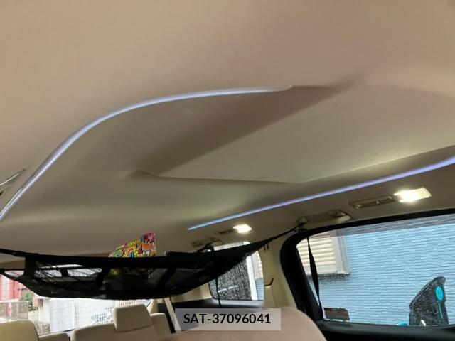 Toyota ALPHARD 2017-08 8779374-11