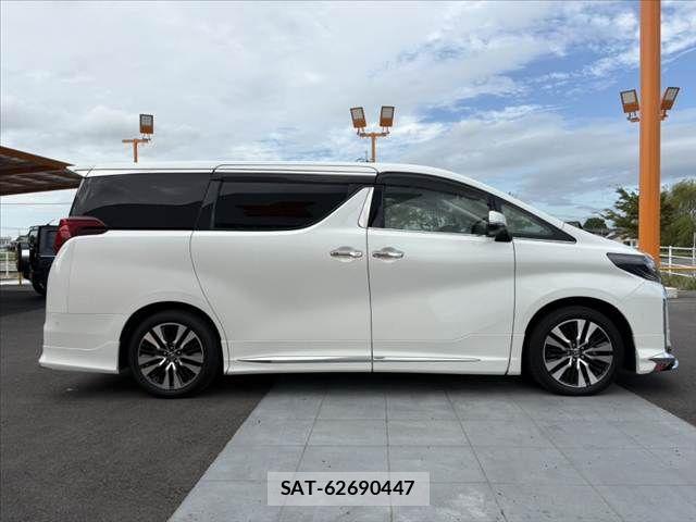 Toyota ALPHARD 2022-11 8779351-11