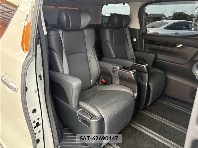 Toyota ALPHARD 2022-11 8779351-17