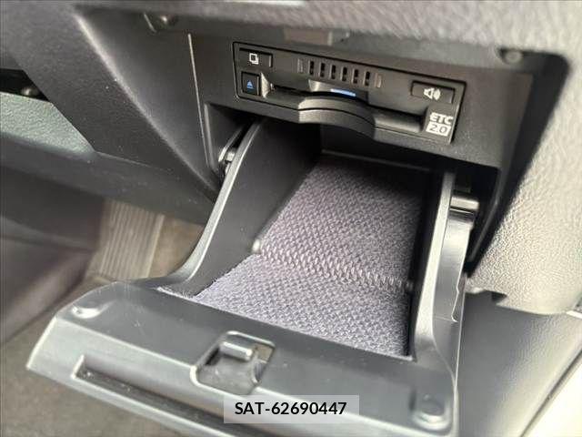 Toyota ALPHARD 2022-11 8779351-28