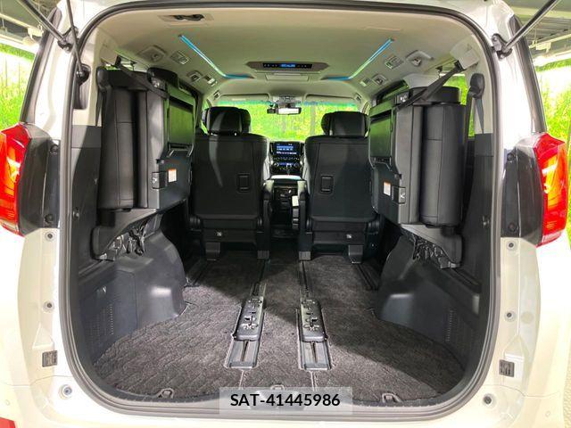 Toyota ALPHARD 2019-05 8779355-10