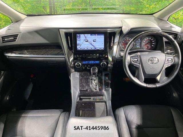 Toyota ALPHARD 2019-05 8779355-1