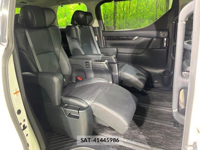 Toyota ALPHARD 2019-05 8779355-8