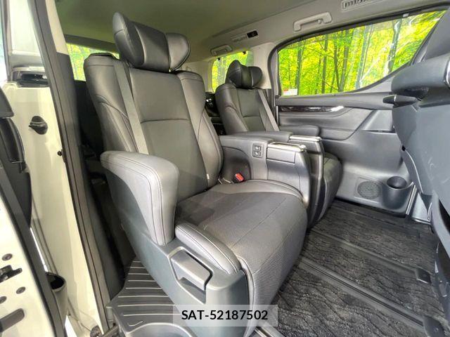 Toyota ALPHARD 2022-03 8779350-8