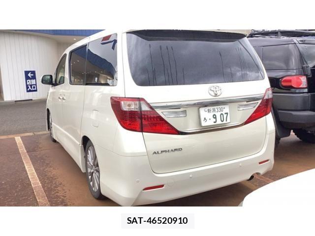 Toyota ALPHARD 2013-09 8779377-2