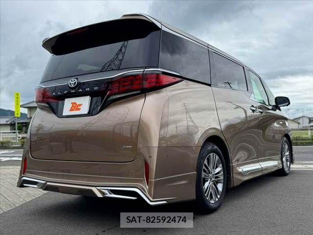 Toyota ALPHARD 2025-03 8779212-14