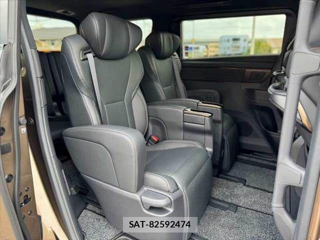 Toyota ALPHARD 2025-03 8779212-18