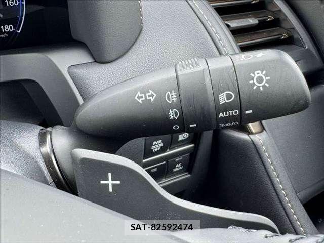 Toyota ALPHARD 2025-03 8779212-25