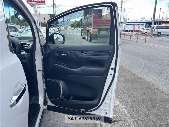 Toyota ALPHARD 2021-03 8779365-13
