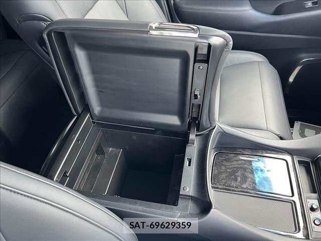 Toyota ALPHARD 2021-03 8779365-20