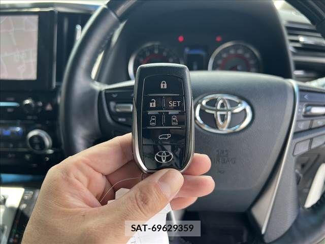Toyota ALPHARD 2021-03 8779365-26