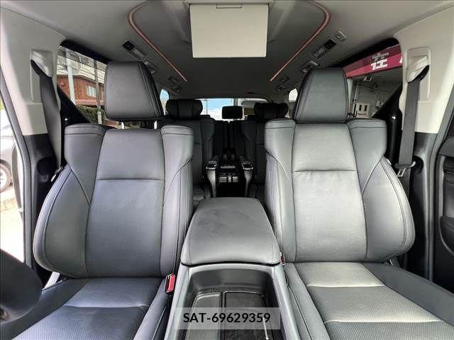 Toyota ALPHARD 2021-03 8779365-28
