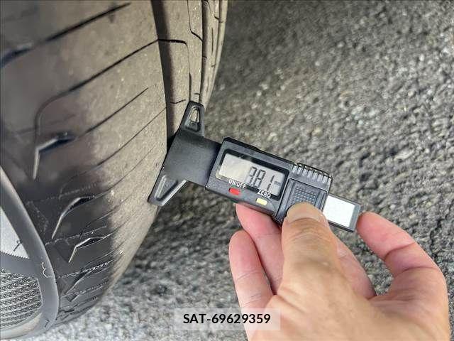 Toyota ALPHARD 2021-03 8779365-6