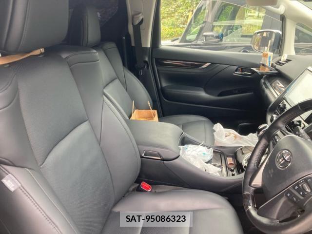 Toyota ALPHARD 2022-06 8779354-15