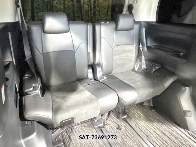 Toyota ALPHARD 2016-08 8779371-9
