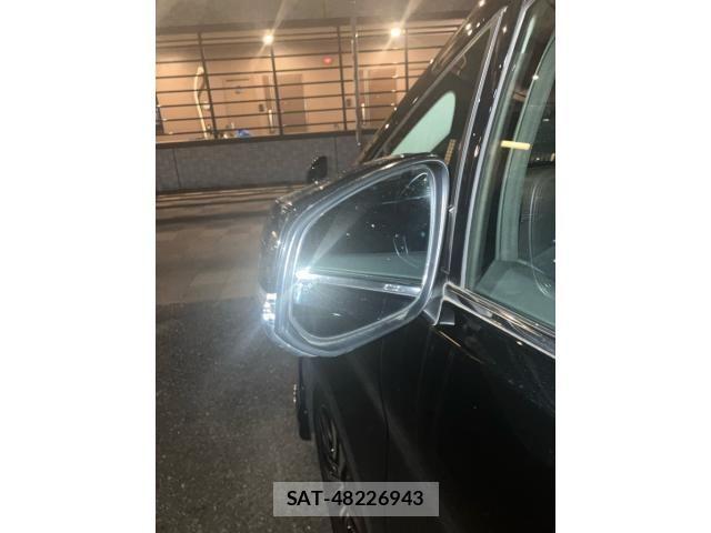 Toyota ALPHARD 2022-06 8779353-10
