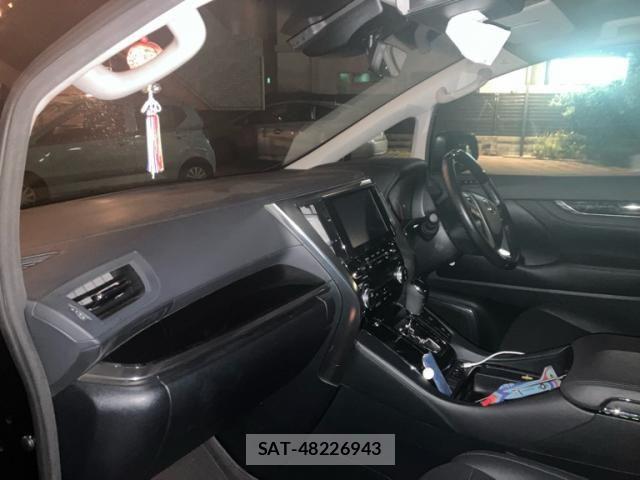 Toyota ALPHARD 2022-06 8779353-13
