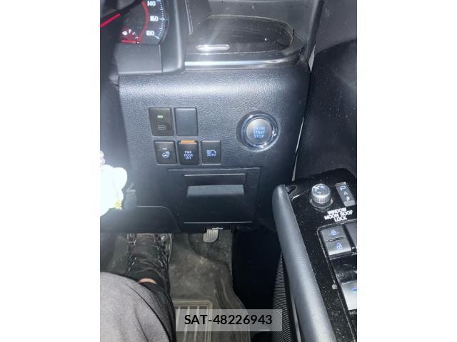 Toyota ALPHARD 2022-06 8779353-17
