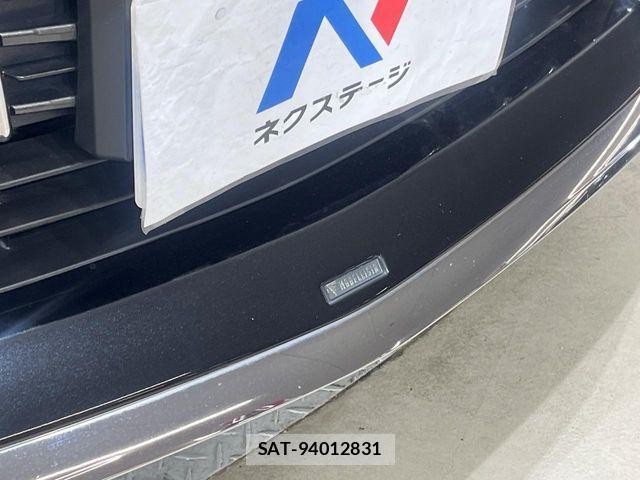 Toyota ALPHARD 2018-01 8779364-2