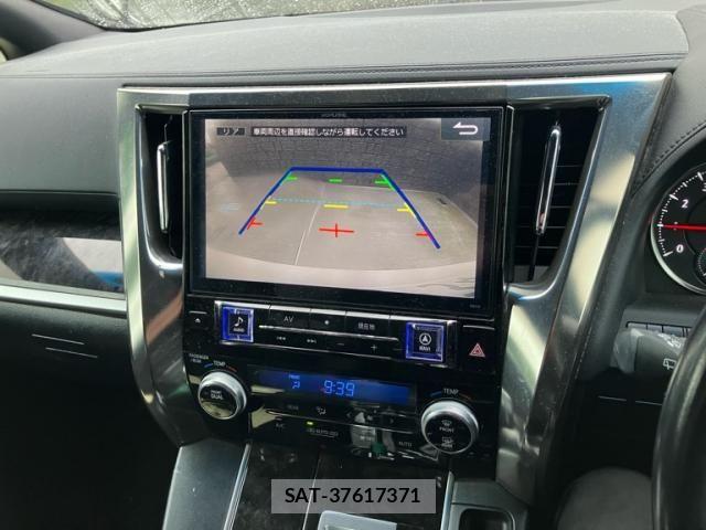 Toyota ALPHARD 2017-06 8779372-23