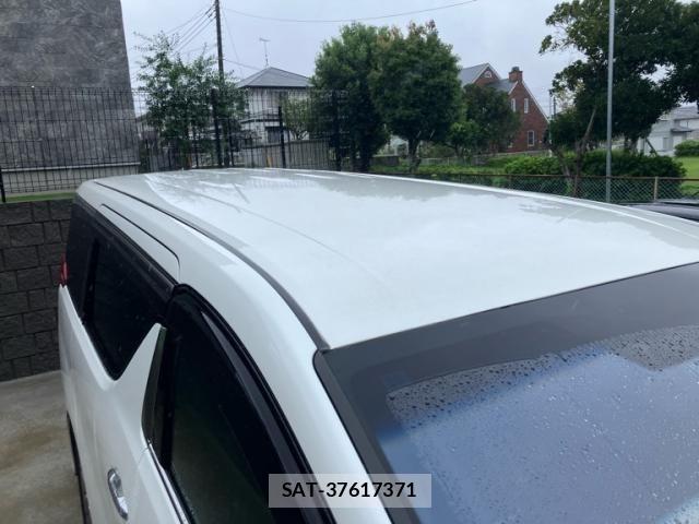 Toyota ALPHARD 2017-06 8779372-4