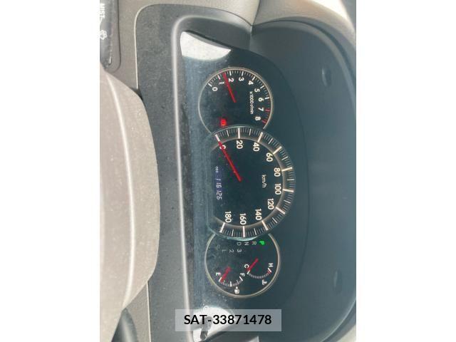Toyota ALPHARD 2007-10 8779379-11
