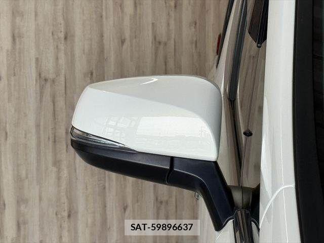 Toyota ALPHARD 2020-04 8779369-28