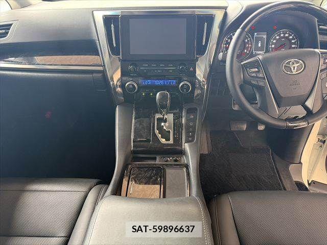 Toyota ALPHARD 2020-04 8779369-2