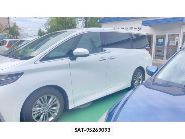 Toyota ALPHARD 2024-08 8795111-2