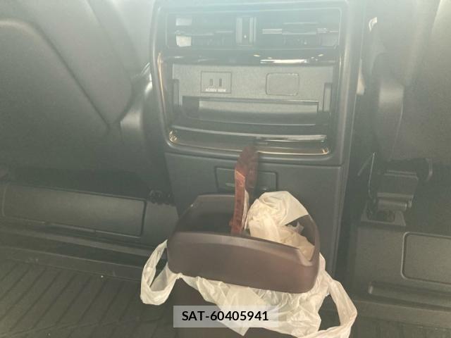 Toyota ALPHARD 2025-06 8795069-10