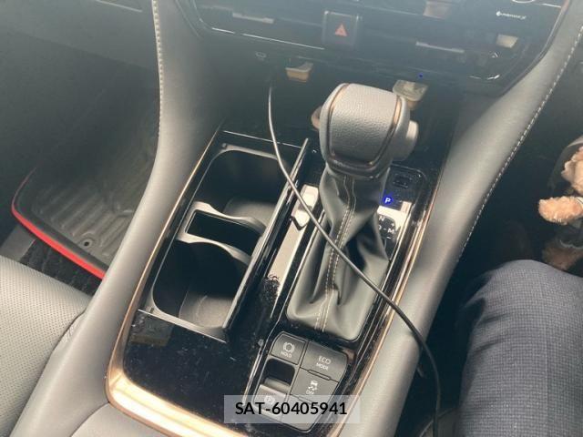 Toyota ALPHARD 2025-06 8795069-18