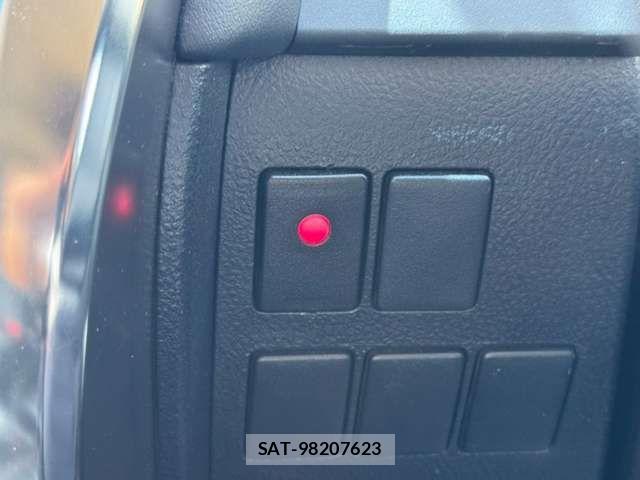 Toyota ALPHARD 2017-07 8795165-8