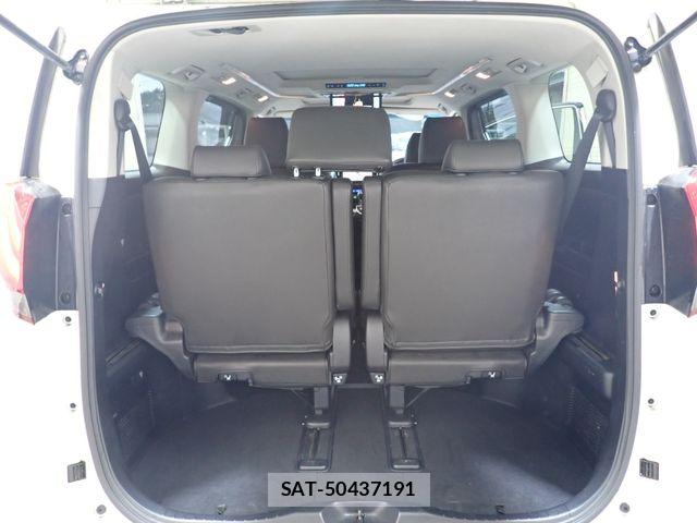 Toyota ALPHARD 2017-02 8795061-23