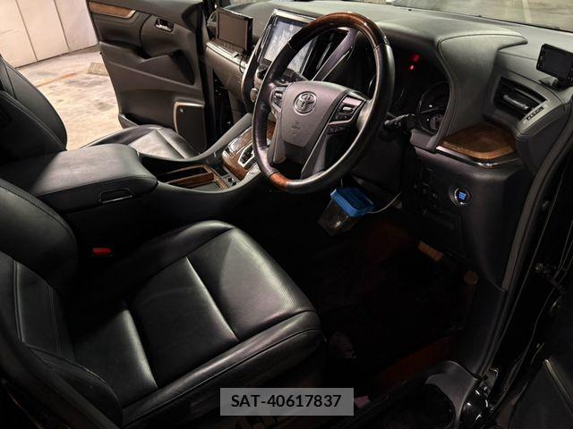 Toyota ALPHARD 2015-03 8795166-1