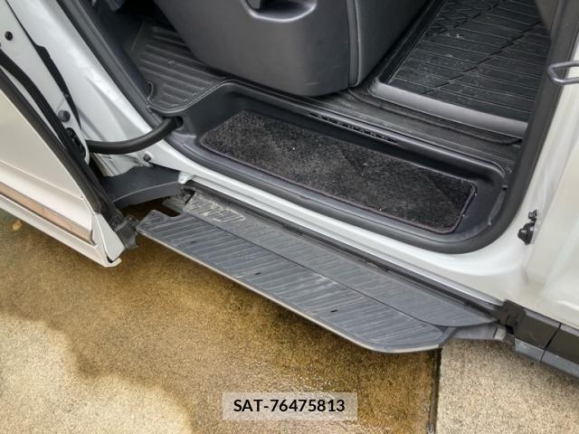 Toyota ALPHARD 2023-12 8795140-15