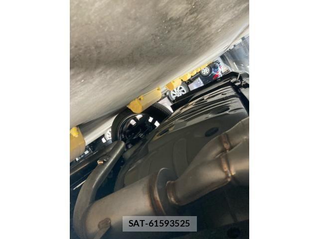 Toyota ALPHARD 2024-03 8795091-9