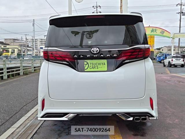 Toyota ALPHARD 2024-02 8827507-9