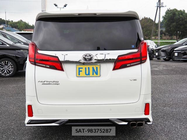 Toyota ALPHARD 2022-04 8827564-6
