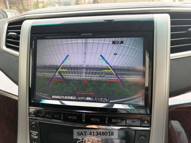 Toyota ALPHARD 2013-11 8827702-16