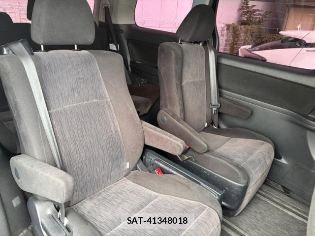 Toyota ALPHARD 2013-11 8827702-6
