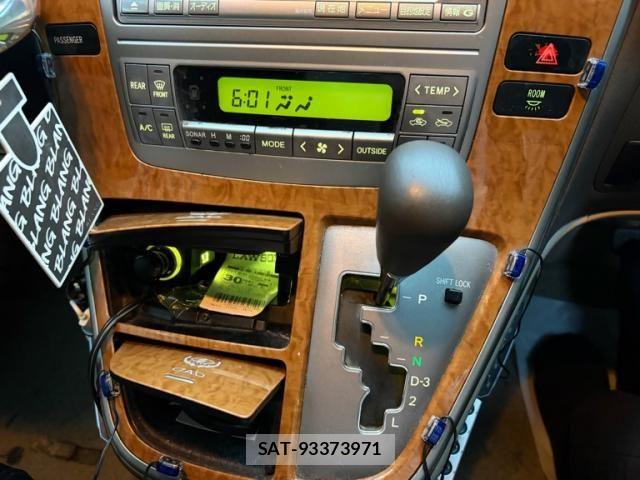 Toyota ALPHARD 2005-11 8827701-25