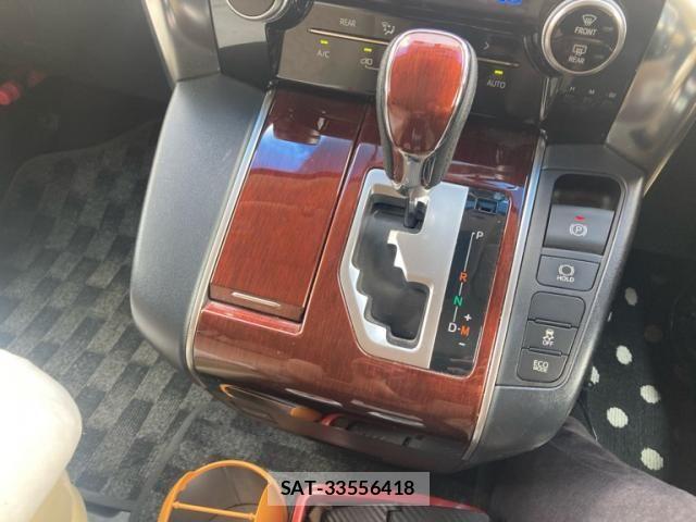 Toyota ALPHARD 2016-01 8827684-23