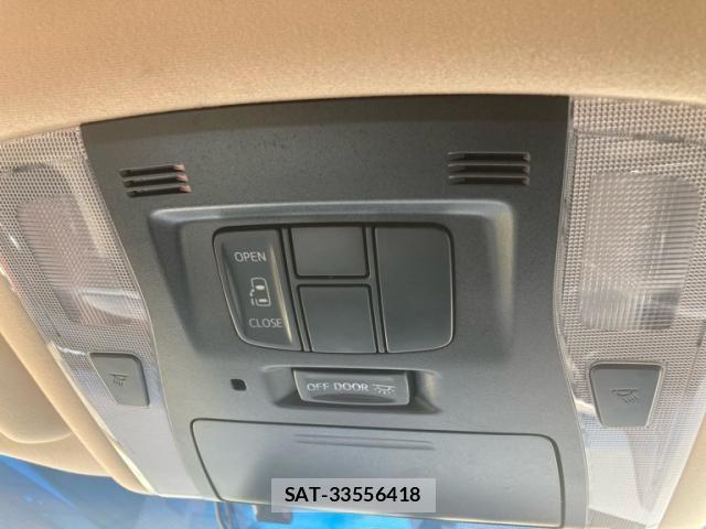 Toyota ALPHARD 2016-01 8827684-24