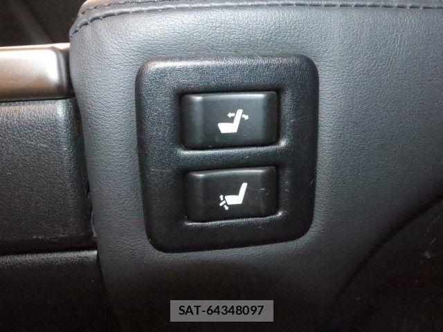 Toyota ALPHARD 2021-05 8827669-11