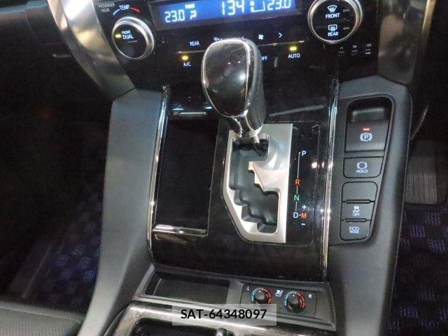 Toyota ALPHARD 2021-05 8827669-22