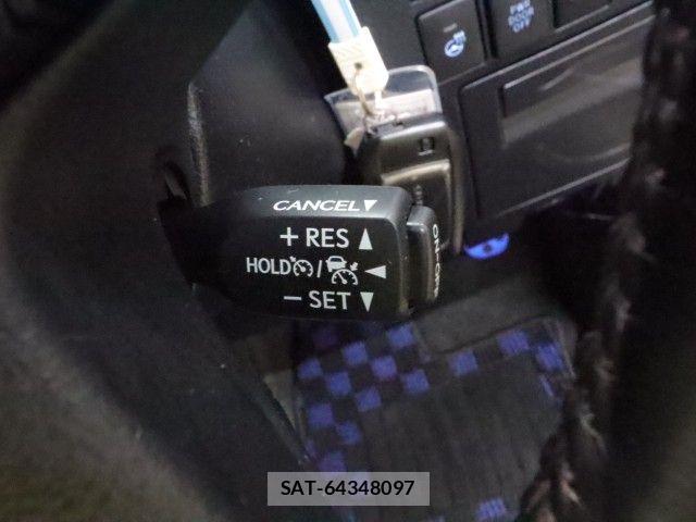 Toyota ALPHARD 2021-05 8827669-25