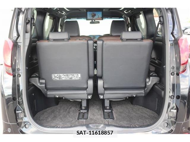 Toyota ALPHARD 2017-05 8827685-29