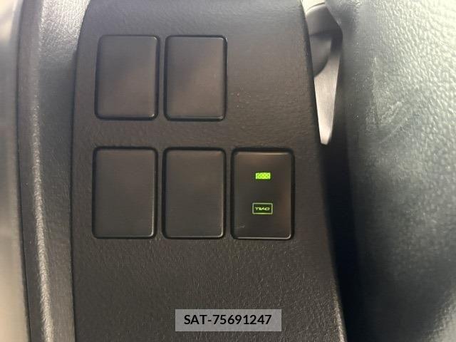 Toyota ALPHARD 2020-07 8827679-18
