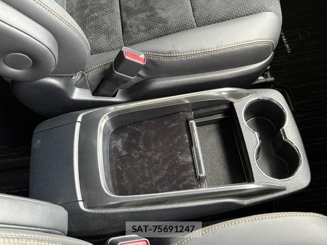 Toyota ALPHARD 2020-07 8827679-29