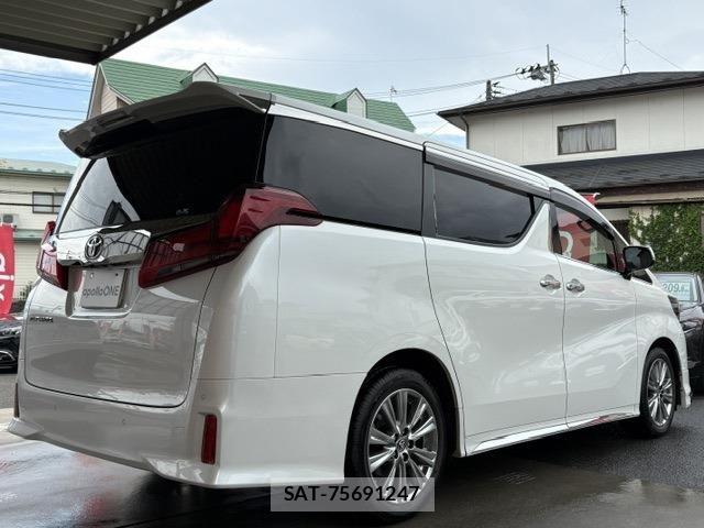 Toyota ALPHARD 2020-07 8827679-4